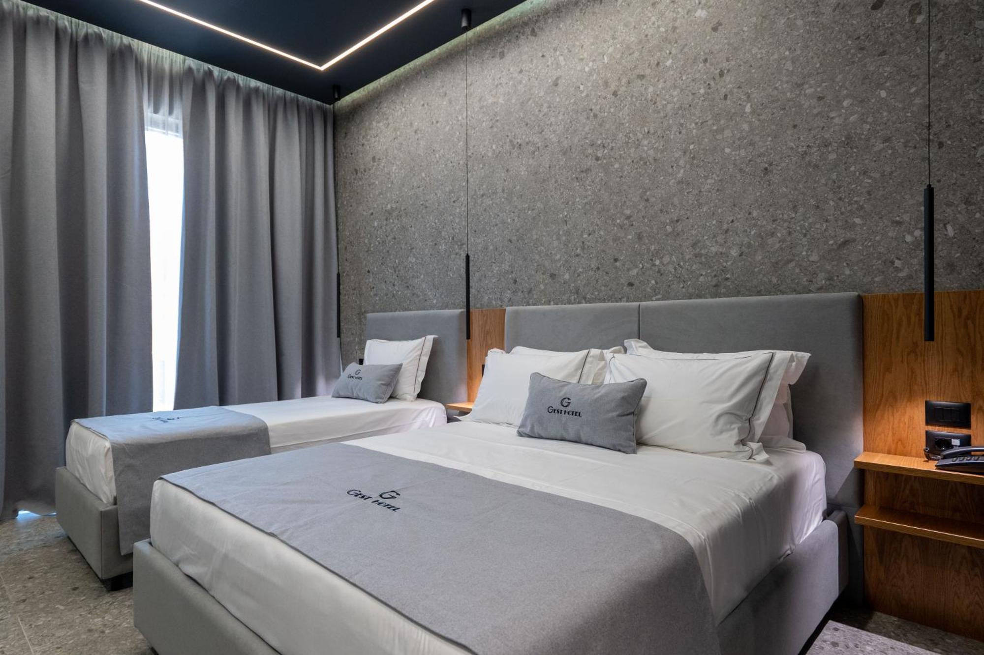 Gest Hotel Radhimë Eksteriør billede