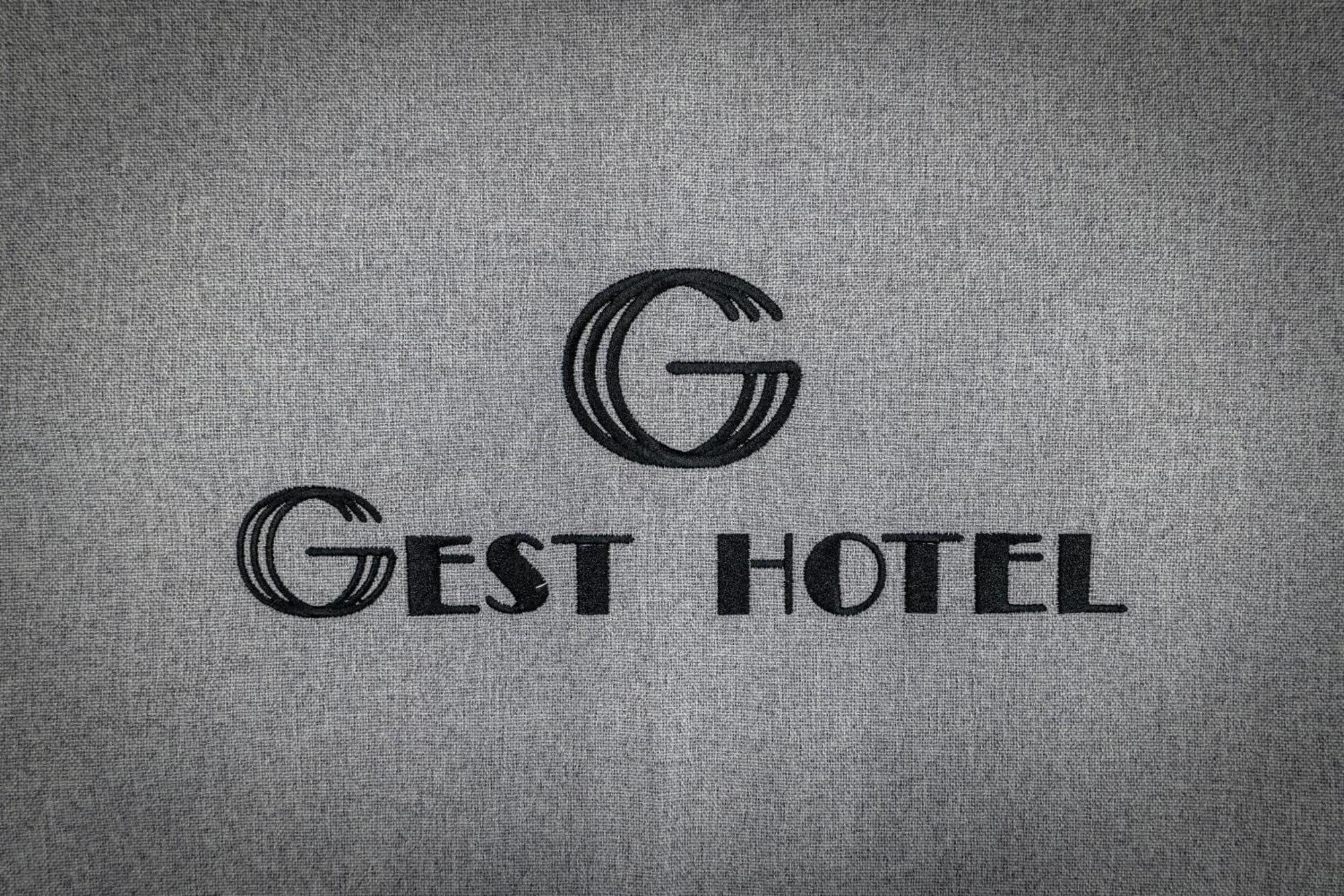 Gest Hotel Radhimë Eksteriør billede