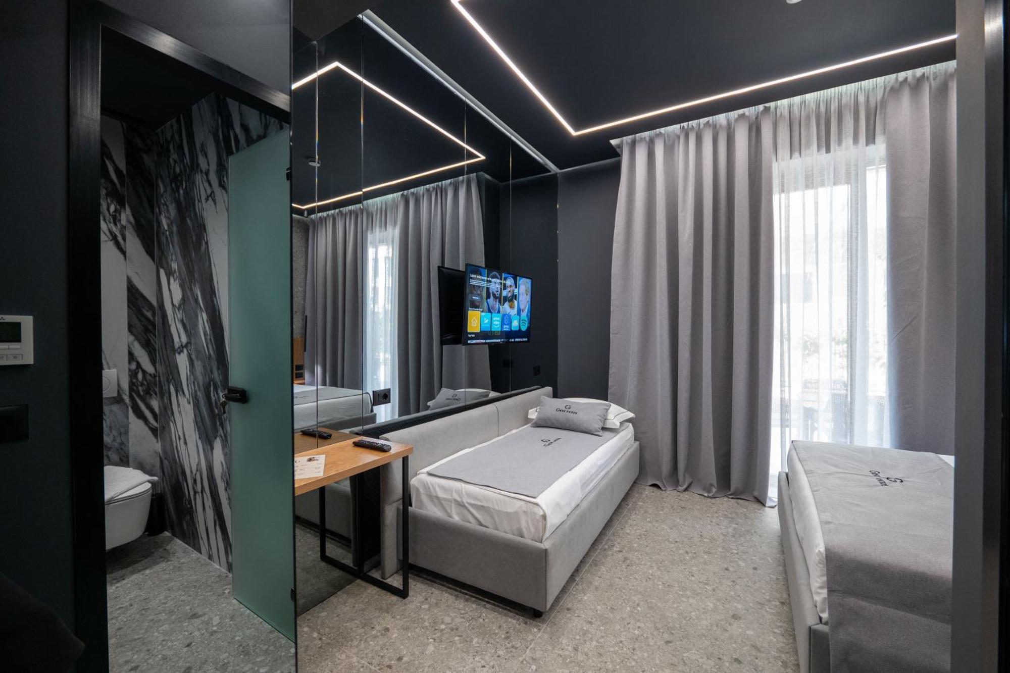 Gest Hotel Radhimë Eksteriør billede
