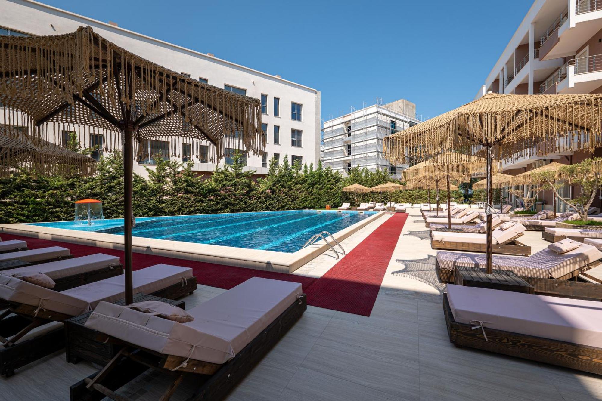 Gest Hotel Radhimë Eksteriør billede