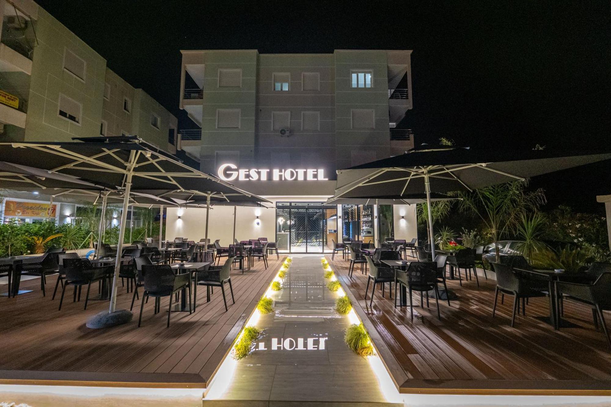 Gest Hotel Radhimë Eksteriør billede