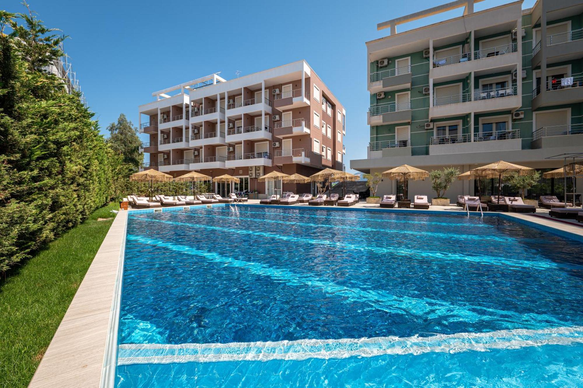 Gest Hotel Radhimë Eksteriør billede